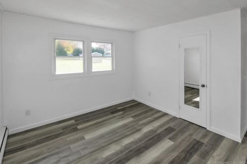 315 Bingham St, New Britain CT 06051-3824 exterior