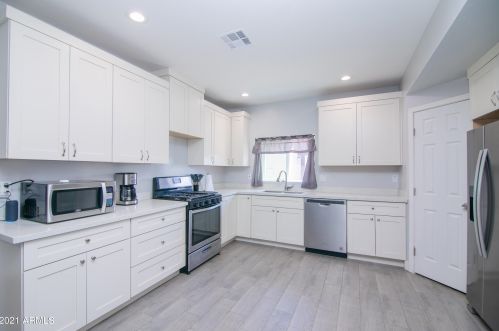 4633 2nd St, Phoenix AZ  85040-2119 exterior