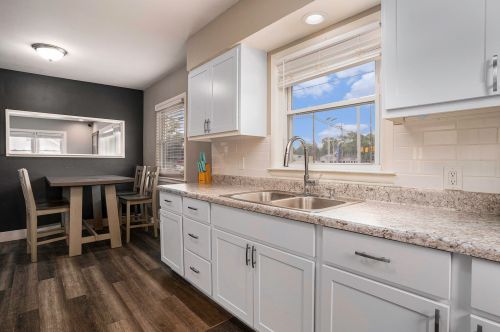 831 Hackley Ave, Meskegon MI 49444-1268 exterior