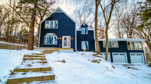 2501 Arc St, Saint Paul MN 55109-1918 exterior