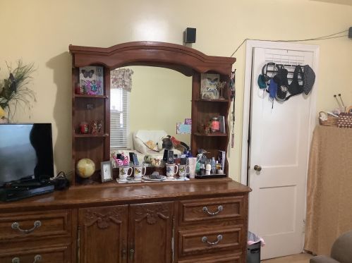 2417 7 St, Meskegon MI 49440-1060 exterior