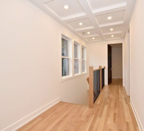 4841 Oakley Ave, Chicago IL 60659-5208 exterior