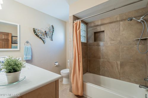 1102 Paseo De Golf, Green Valley AZ 85614-3604 exterior