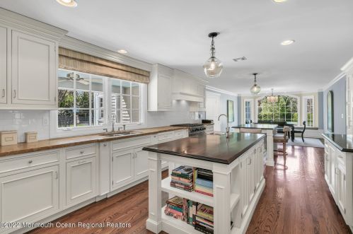 4 Tuxedo Rd, Locust NJ 07760-1825 exterior