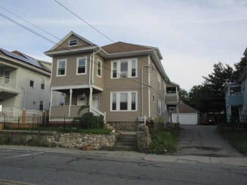 22 Haverhill St, Methuen MA  01844-4202 exterior