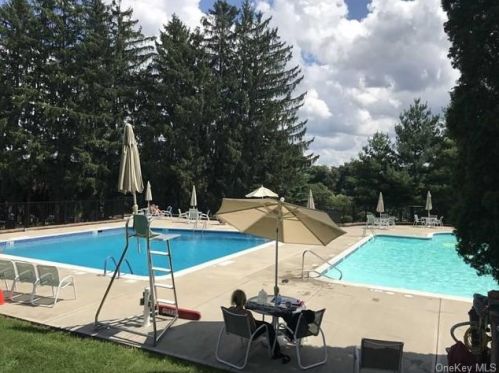 205 Crystal Hl Ln, Poughkeepsie NY 12603-6981 exterior