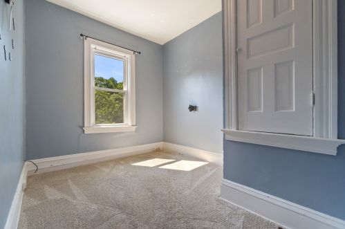 663 Frst Ave, Pittsburgh PA 15202-2925 exterior