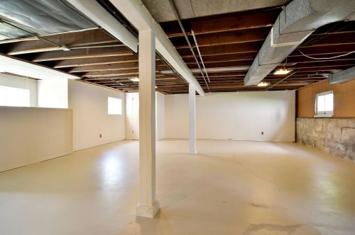 615 Saylor Ave, Elmhurst IL 60126-4305 exterior