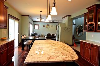 1771 Stone Crest Dr, Rochester MN  55906-6003 exterior