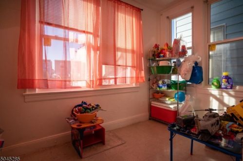 64 New York Ave, Newark NJ 07105-1211 exterior