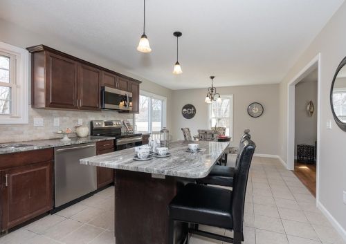 101 Stuart St, Springfield MA 01119-1013 exterior