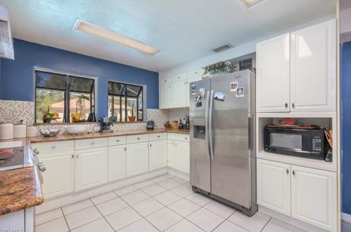 1081 20 Ave, Naples FL 34120-3402 exterior