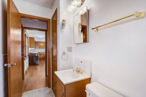 3572 77 St, Milwaukee WI 53220-1144 exterior