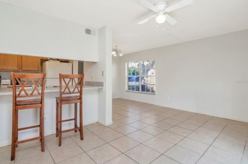 5150 Sunridge Palms Dr, Tampa FL 33617-1427 exterior