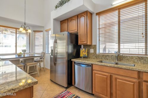 4322 Aracely Dr, Phoenix AZ  85087-5998 exterior