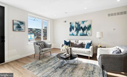 241 Allen St, Philadelphia PA  19125-4103 exterior