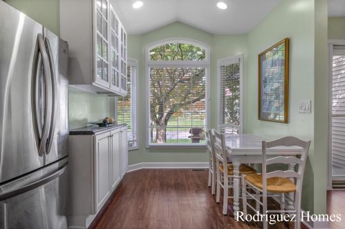 3905 Pemberton Dr, Grand Rapids MI 49508-8894 exterior