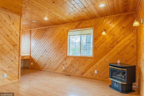 622 8th St, Fosston MN 56542-1115 exterior