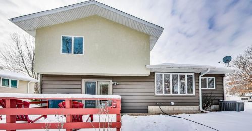 1975 Betty Jane Ct, Saint Paul MN 55109 exterior