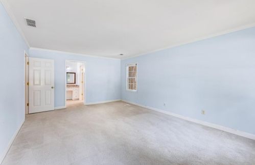 4767 Dunwoody Sta Dr, Atlanta GA 30338-4703 exterior