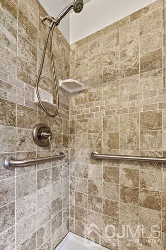 17 Harmony St, Piscataway NJ 08854-6062 exterior