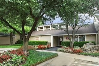 5200 Meadowcreek Dr, Dallas TX  75248-4024 exterior