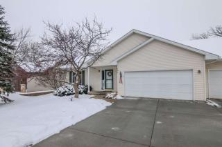 151 Jenna Dr, Madison, WI 53593-8312