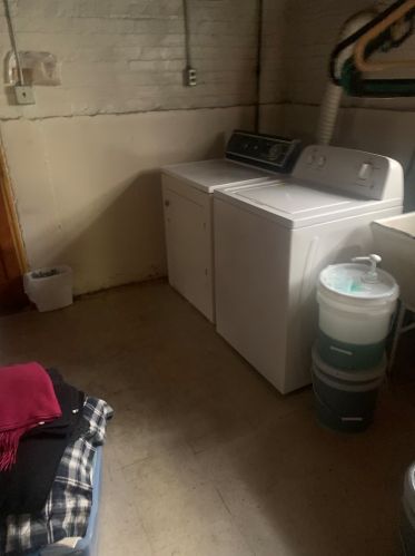 3720 80th St, Chicago IL 60652-2416 exterior