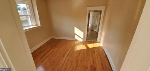 601 Magee Ave, Philadelphia PA  19111-4715 exterior