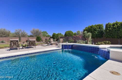 6151 Fresno St, Chandler AZ 85249-5589 exterior