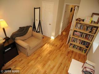 214 Patrick St, Alexandria VA  22314-2441 exterior