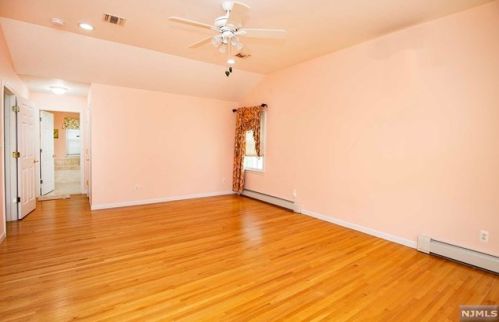 218 Manhattan Ter, Dumont NJ  07628-2234 exterior