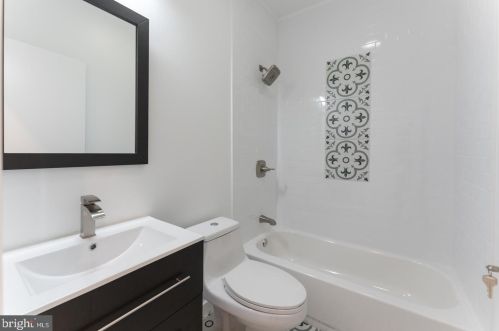 1122 26 St, Philadelphia PA 19121-4636 exterior