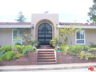 1183 Stradella Rd, Los Angeles CA  90077-2609 exterior