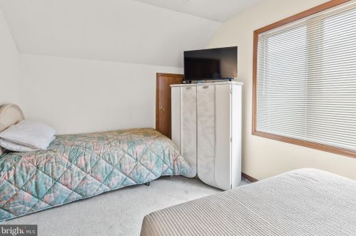 408 Park Ave, Lewes DE 19958-1219 exterior