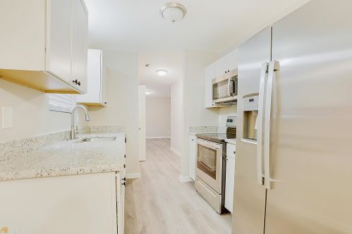 2960 Garnet Way, Atlanta GA  30349-8438 exterior