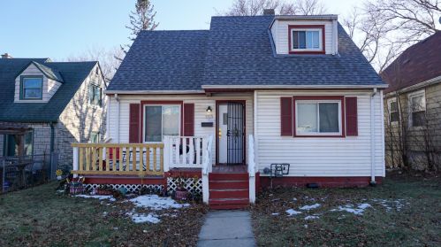 3527 Glendale Ave, Milwaukee WI  53209-5921 exterior