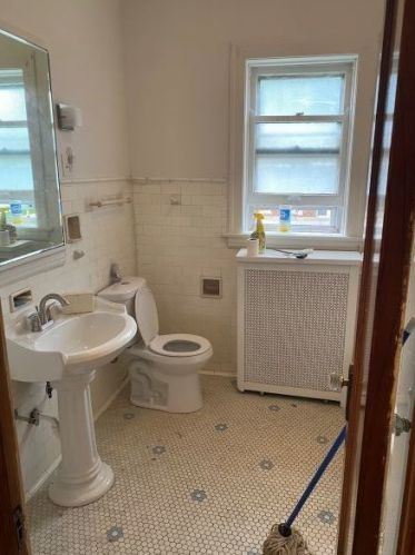 4111 Cermak Rd, Chicago IL 60623-2902 exterior