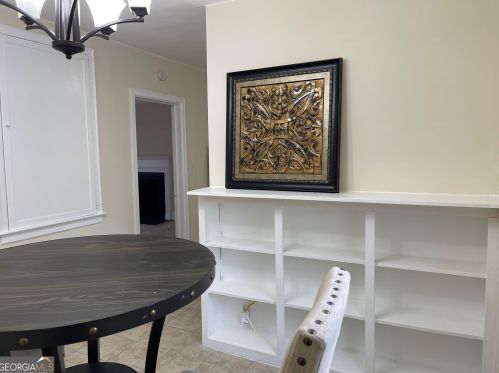 1761 John Calvin Ave, Atlanta GA  30337-2024 exterior