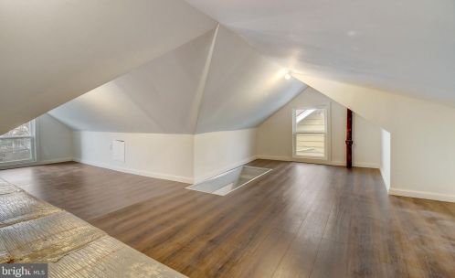 2911 17th St, Washington DC  20018-1825 exterior