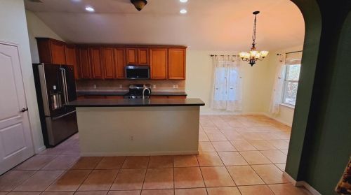 360 Canterbury Dr, Austin TX  78737-4551 exterior