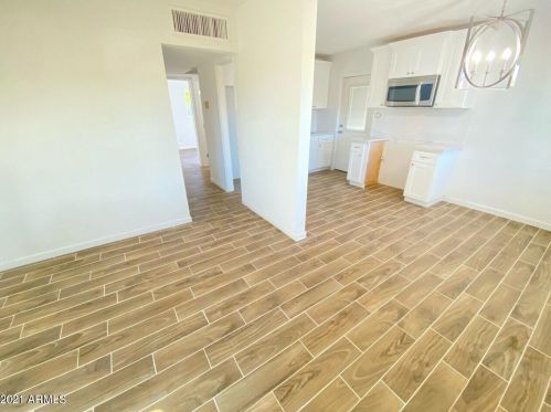 2802 Cavalier Dr, Phoenix AZ  85017-1726 exterior