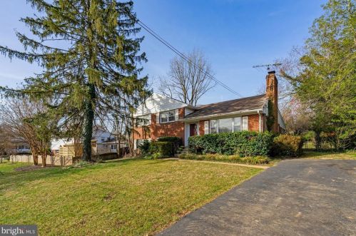 1418 Homeric Ct, Mc Lean, VA 22101-5610