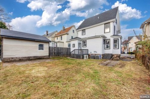 20 Prospect Pl, Kearny NJ  07032-3722 exterior