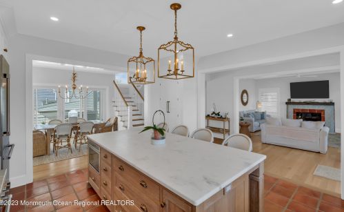 400 Newark Ave, Point Pleasant Beach NJ 08742-4141 exterior