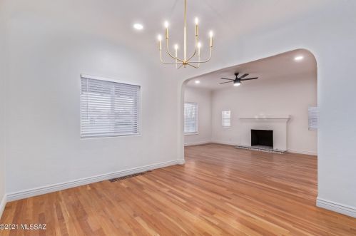 2109 Grant Rd, Tucson AZ  85719-3412 exterior