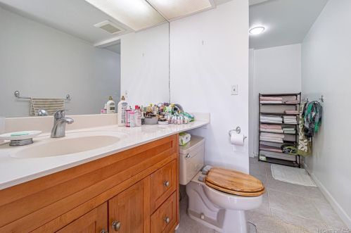 217 Prospect St, Honolulu HI 96813-1724 exterior