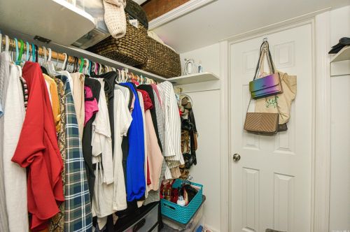 2926 Ocean Ave, Hauppauge NY 11779-5024 exterior