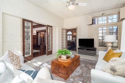 16 Kingsbury Pl, Saint Louis MO 63112-1825 exterior