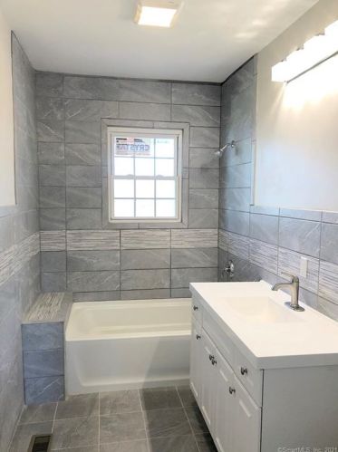 109 Hillcrest Ave, New Britain CT  06053-2540 exterior